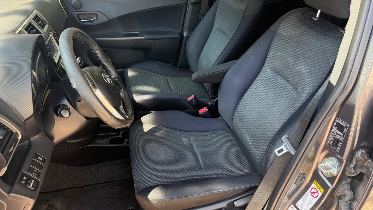 Toyota Verso-S 1.3 MT Active