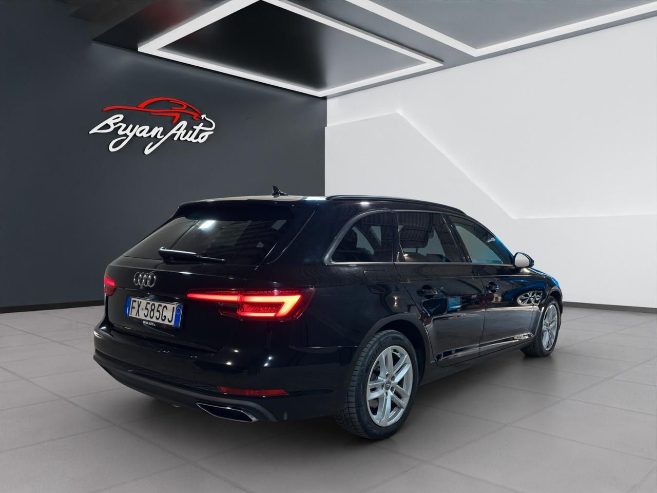 Audi A4 Avant 30 TDI S tronic Business