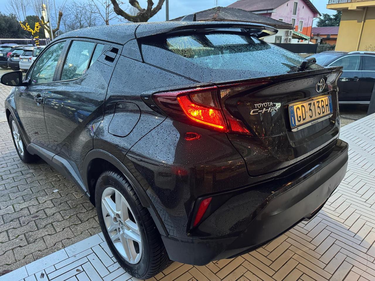 Toyota C-HR 1.8 Hybrid E-CVT Business