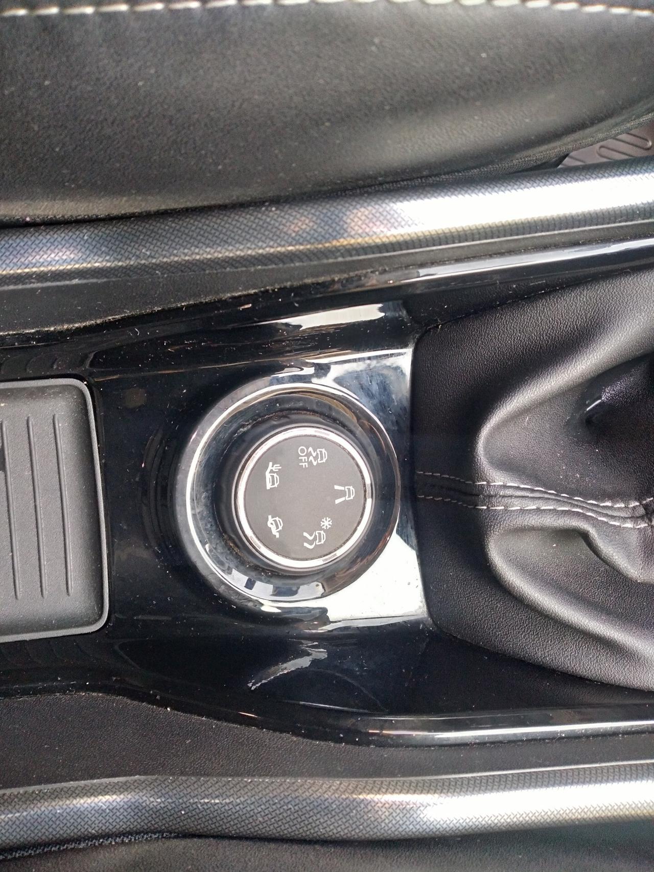 Peugeot 20081.6 BlueHDi S&S Black Matt