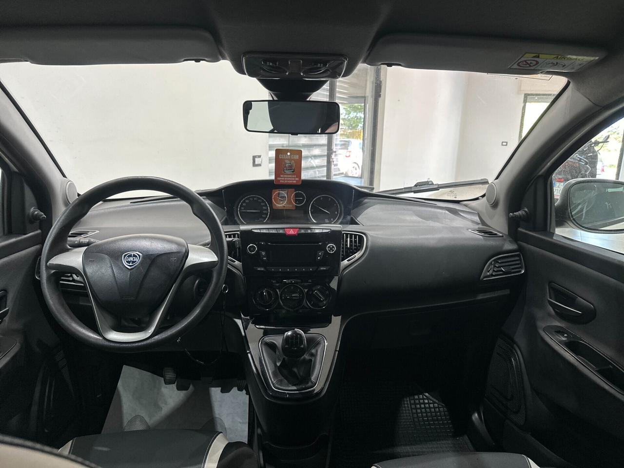 Lancia Ypsilon 1.3 MJT 16V 95 CV 5 porte S&S Elle