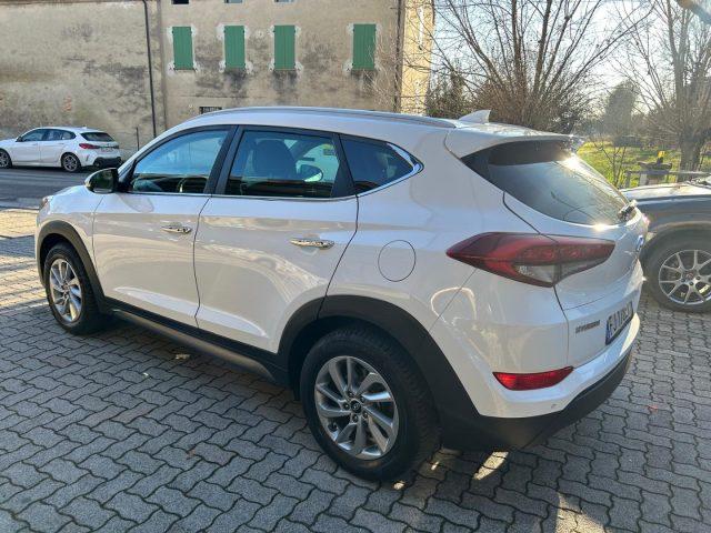 HYUNDAI Tucson 1.7 CRDi Sound Edition