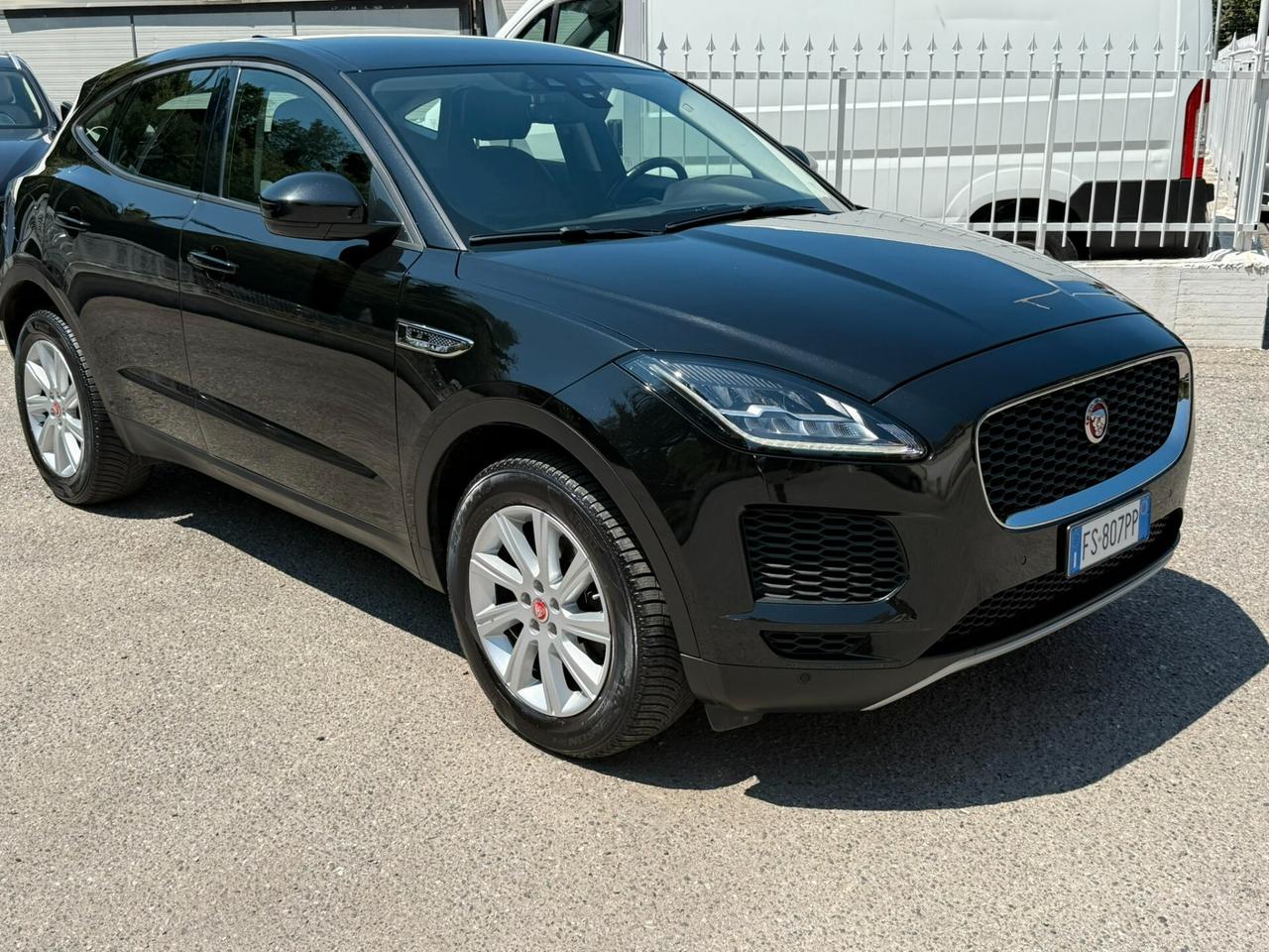 Jaguar E-Pace 2.0D 180 CV AWD R-Dynamic S