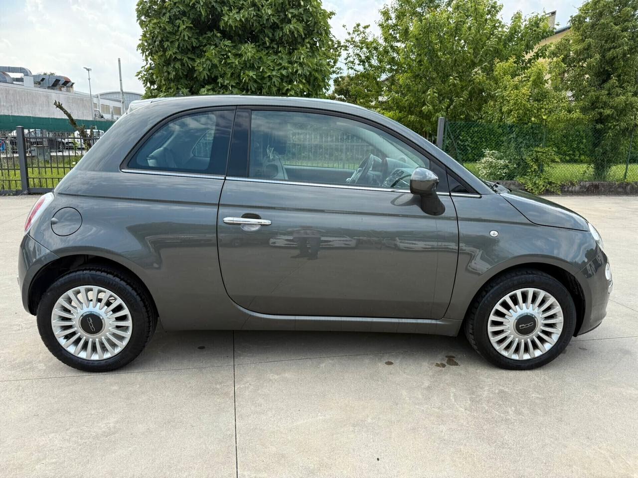 FIAT 500 1.2 Lounge neo-patentati