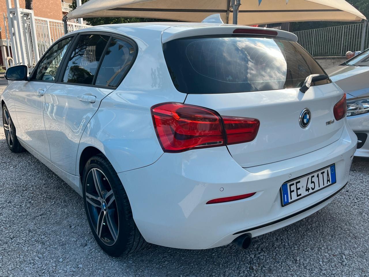 Bmw 116d CAMBIO AUTOMATICO UNICO PROPRIETARIO KM CERTIFICATI FULL OPTIONAL