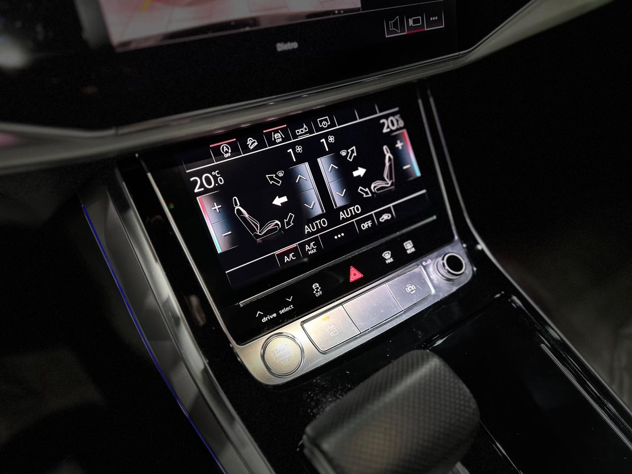 Audi Q8 50 TDI 286 CV quattro S Line identity black
