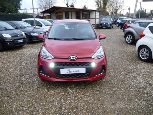 HYUNDAI i10 1.0 MPI Advanced