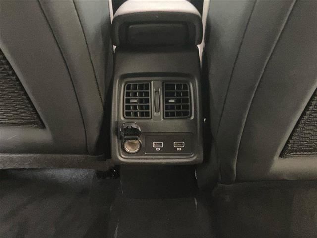 RENAULT Captur 1.6 E-Tech hybrid Techno Auto 145cv N1 Autocarro
