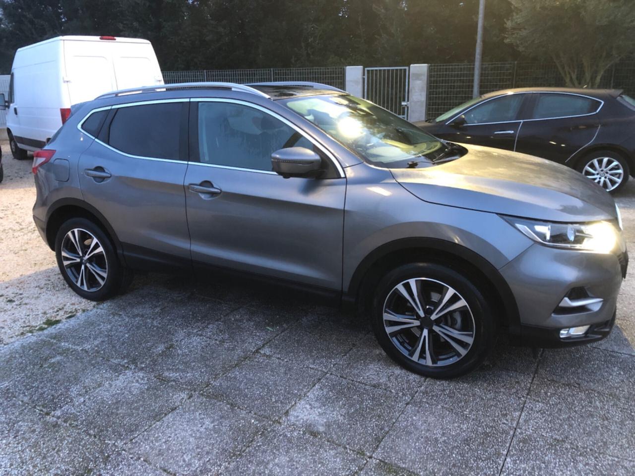 QASHQAI 1.6 DCi N-CONNECTA - TETTO PANORAMICO
