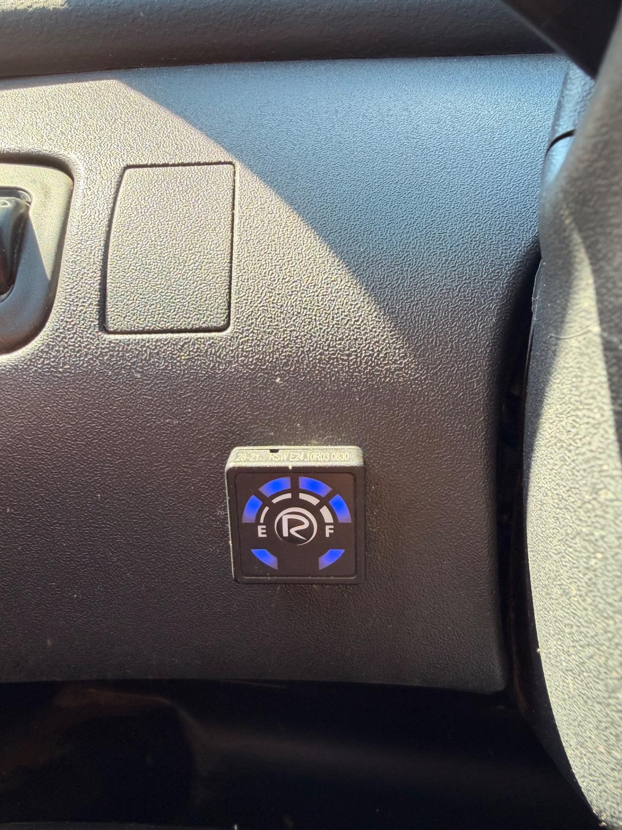 Toyota Yaris 1.3 BENZ/GPL 12/2003