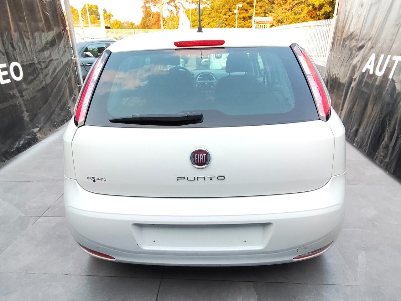 Fiat Punto 1.2 BENZINA Young NAVIGATORE