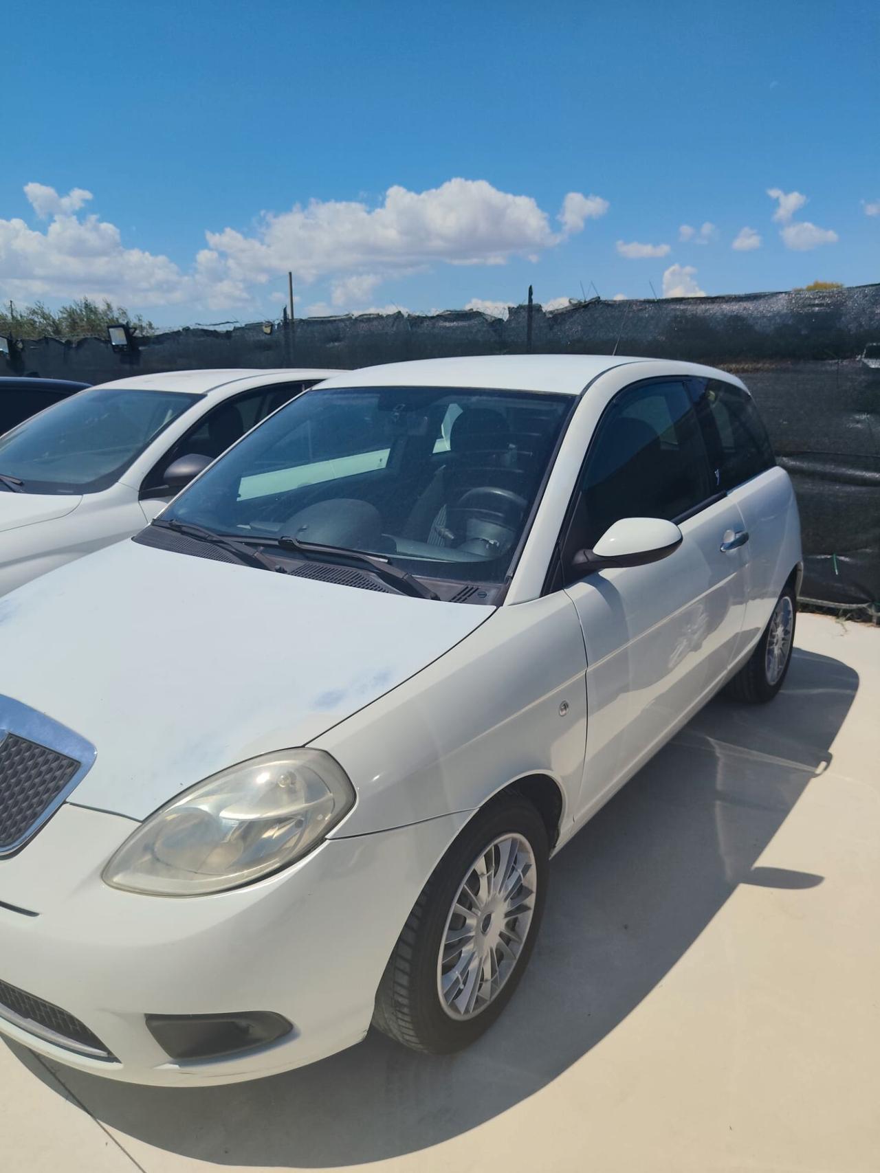 Lancia Ypsilon 1.2 Versus 2009