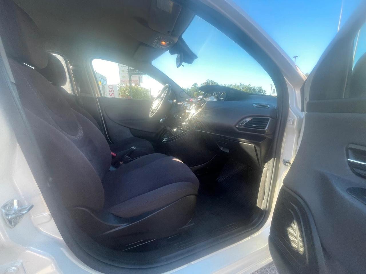 Lancia Ypsilon 1.3 MJT 16V 95 CV 5 porte S&S Platinum