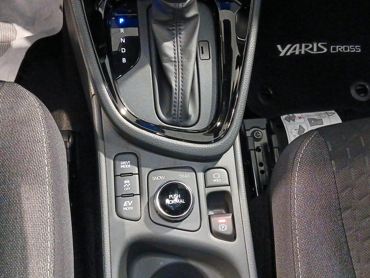 Toyota Yaris Cross 1.5 Hybrid 130 CV 5p.E-CVT AWD-i Trend