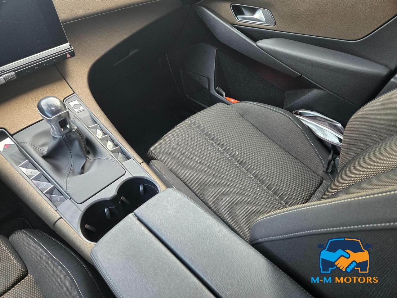 DS DS7 Crossback 1.2 puretech Business 130cv