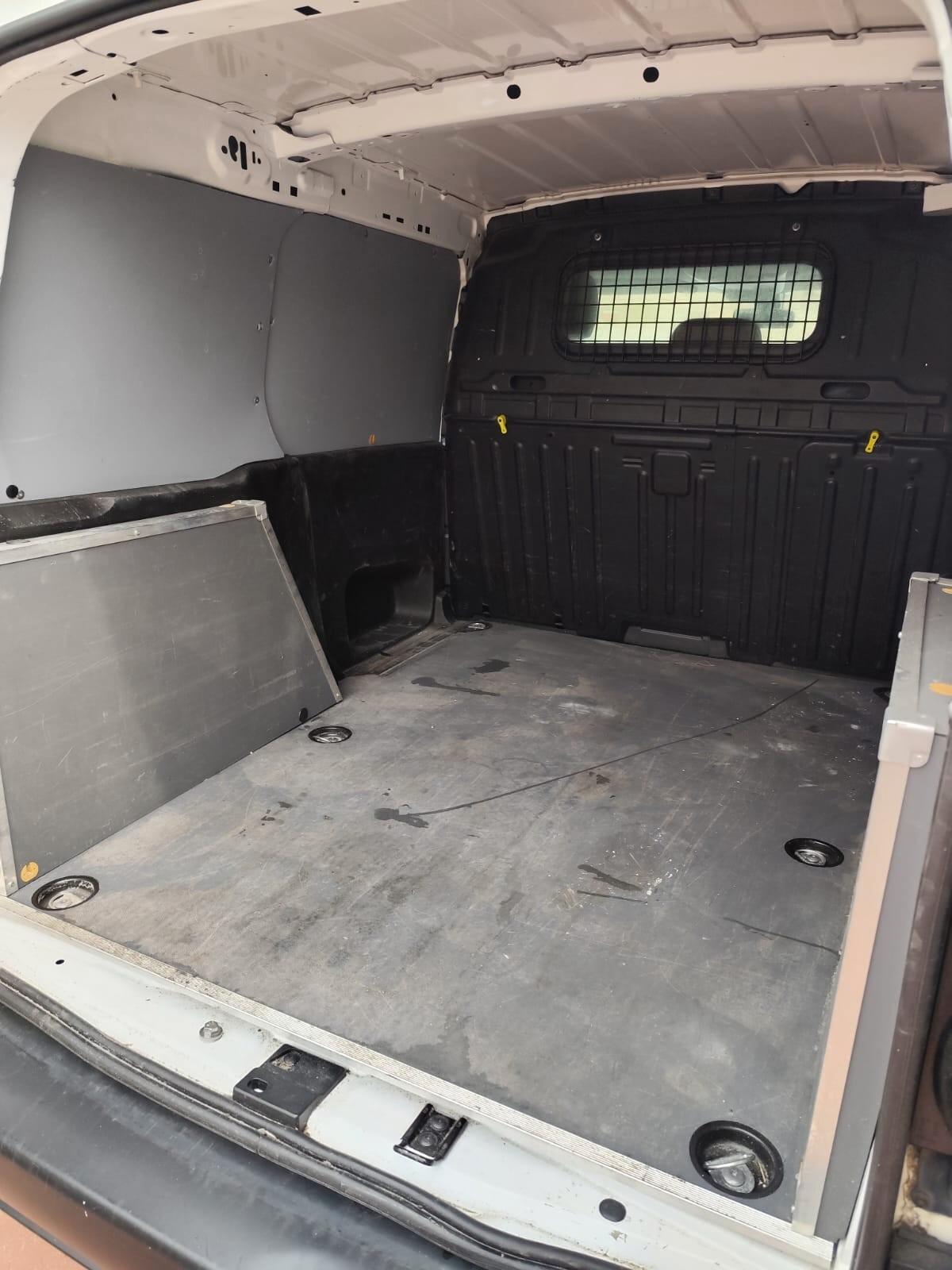 Toyota ProAce 1.5 dCI 4p