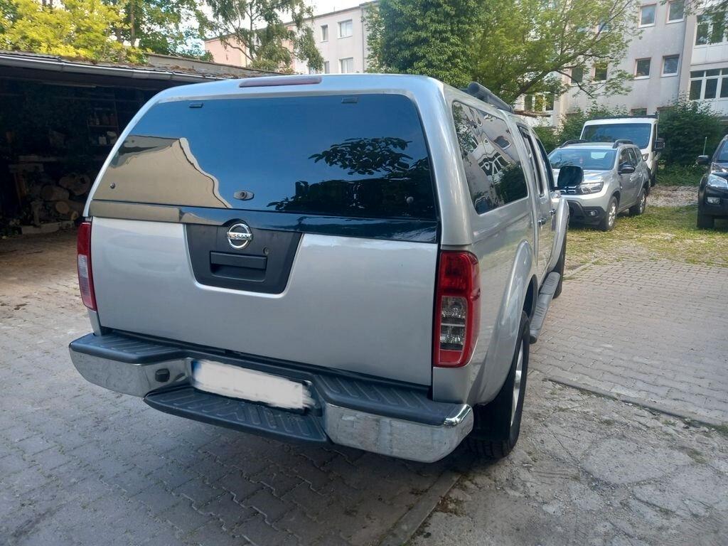 Nissan Navara 2.5 dCi 4 porte Double Cab LE