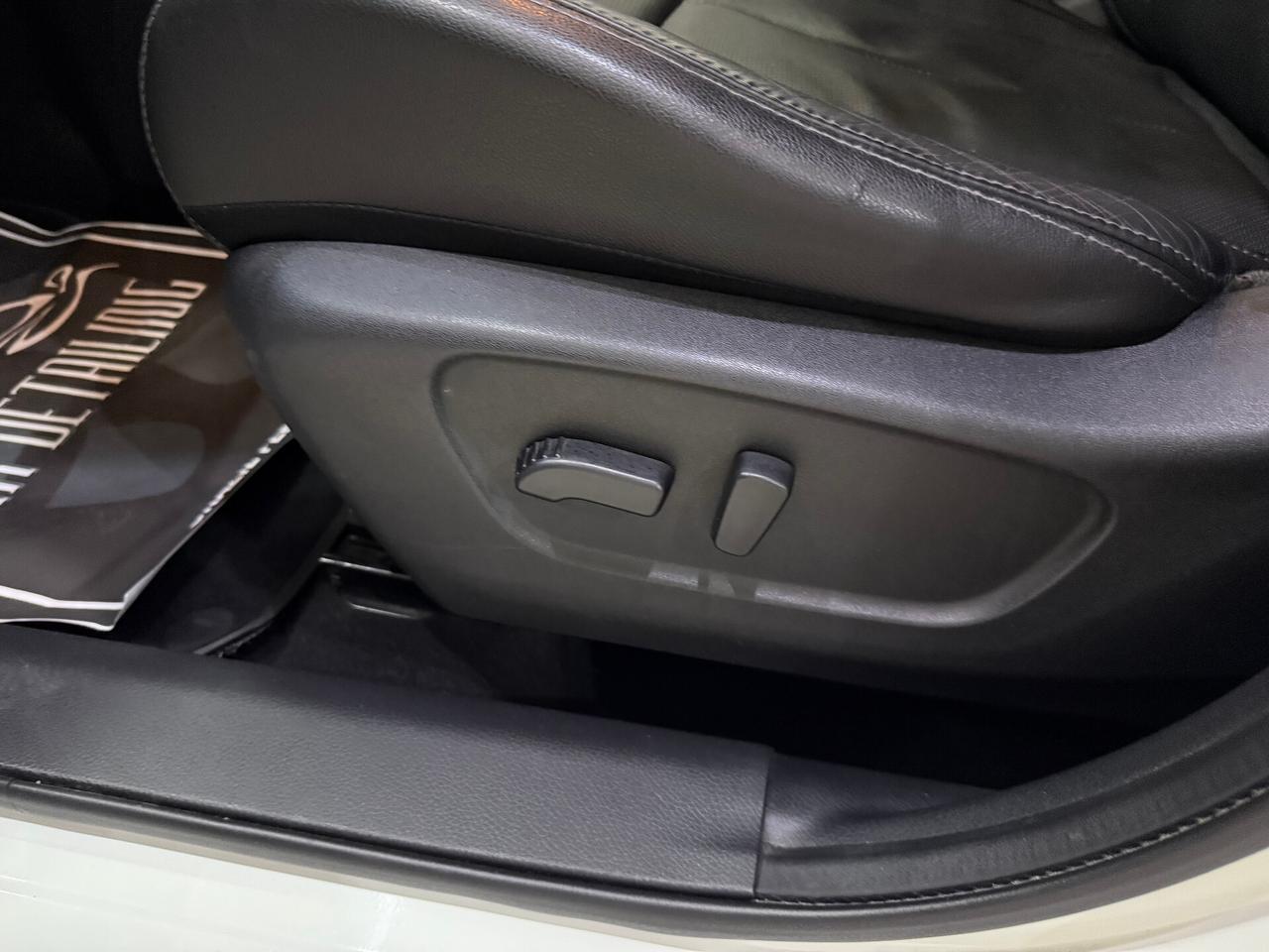 Nissan Qashqai 1.6 dCi 2WD Tekna *full optional *