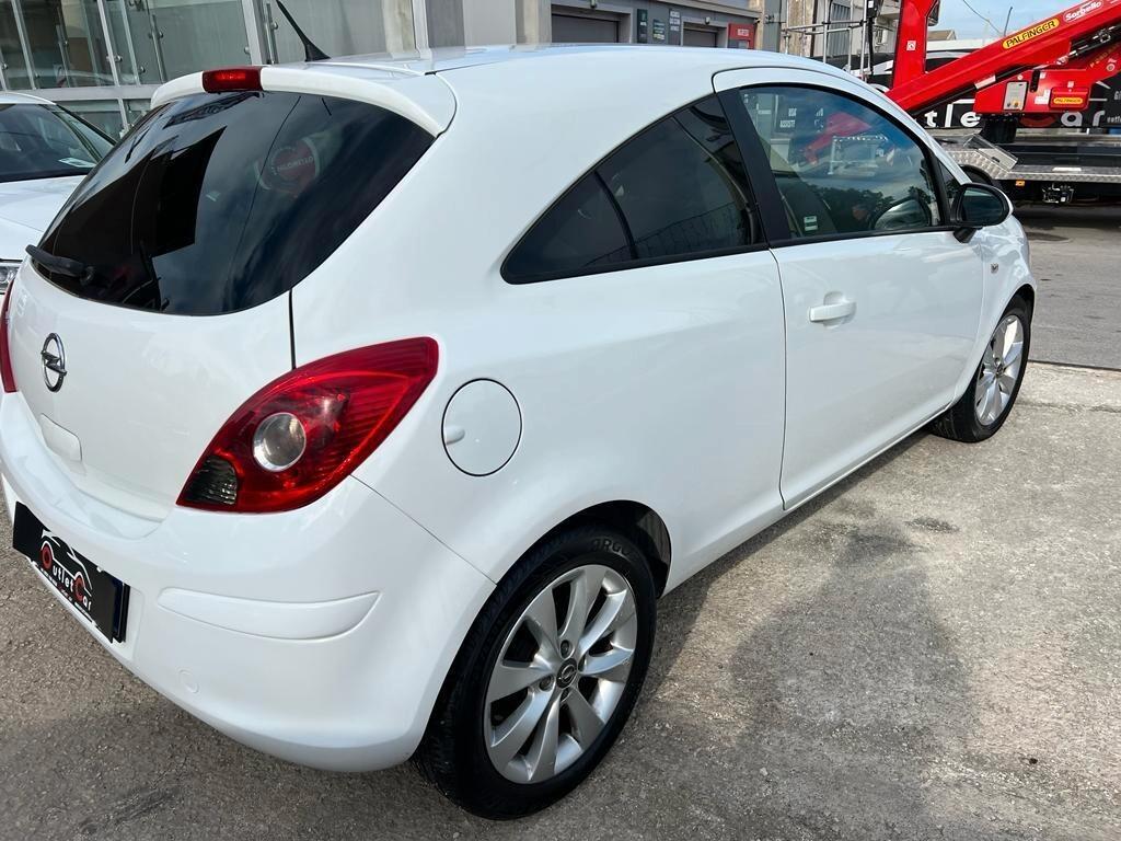 Opel Corsa 1.2 85CV 3 porte GPL-TECH Elective