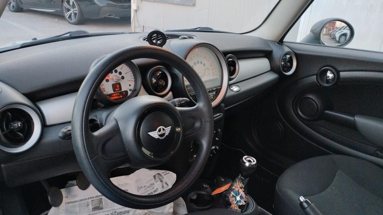Mini 1.6 16V One D