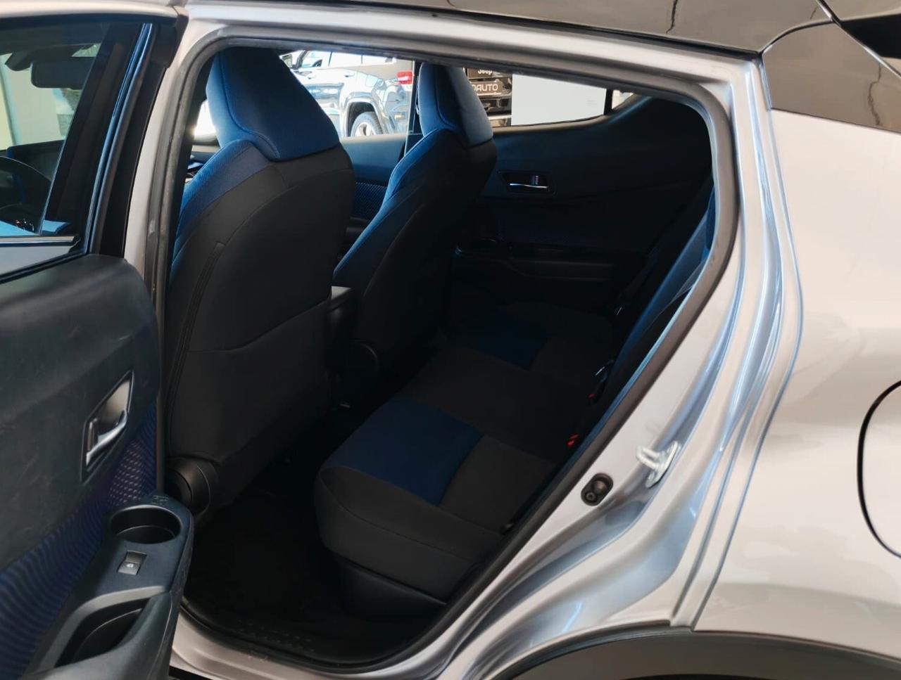 Toyota C-HR 1.8 Hybrid E-CVT Style