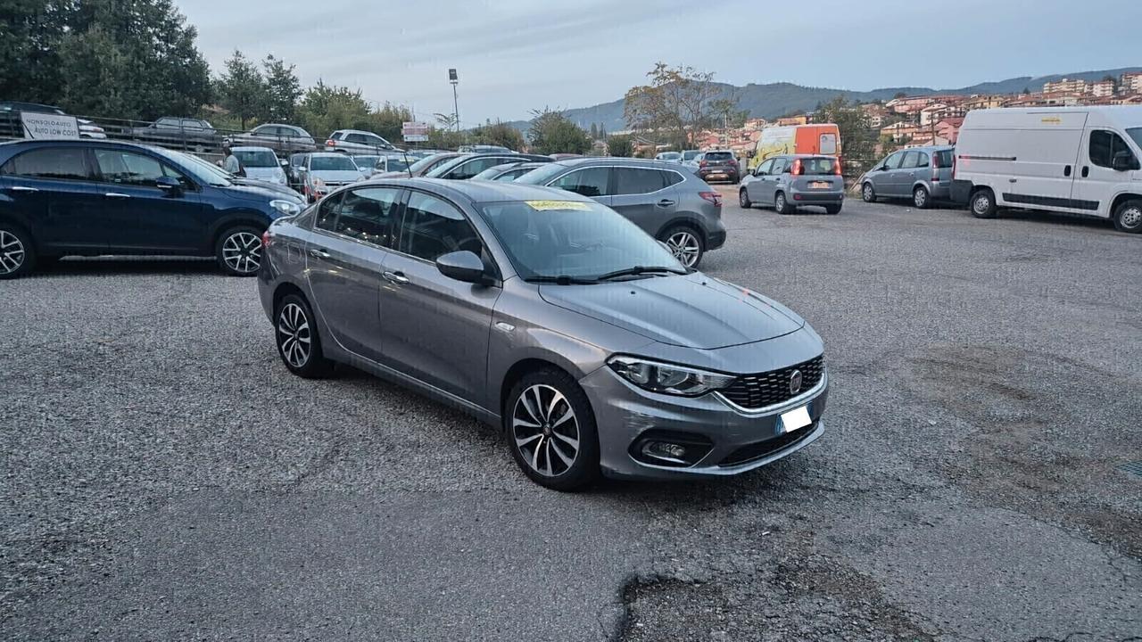 Fiat TIPO 4p 1.6 MJ 120CV Lounge-12/2015- FullOpt