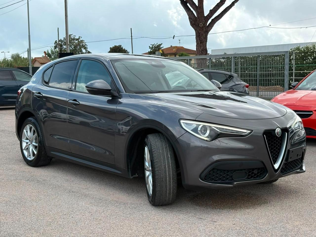 Alfa Romeo Stelvio 2.2 Turbodiesel 190 CV AT8 RWD Business