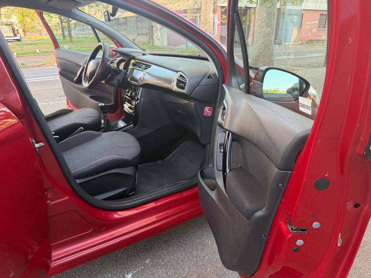 Citroen C3 PureTech 82 Live Edition