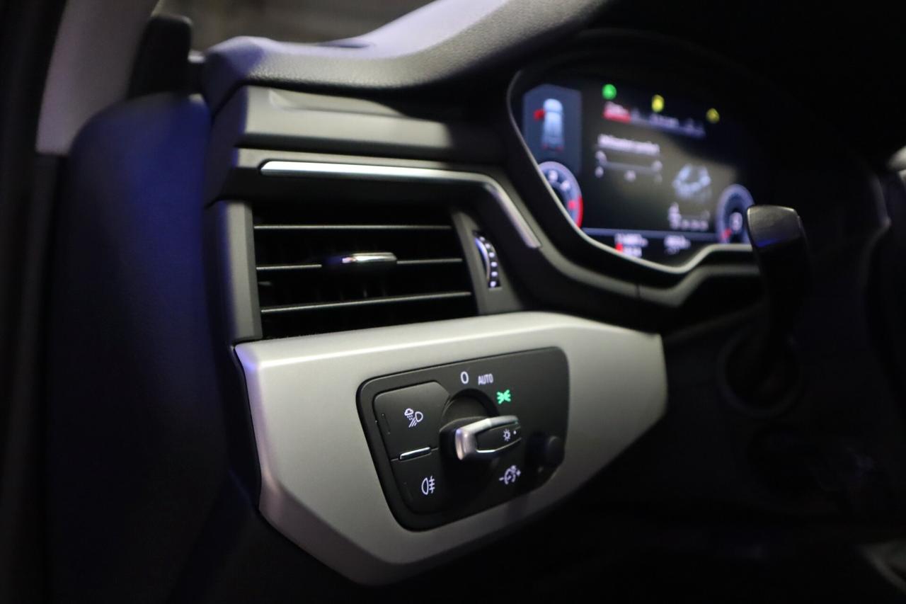 Audi A4 Avant 30 TDI/136 CV S tronic