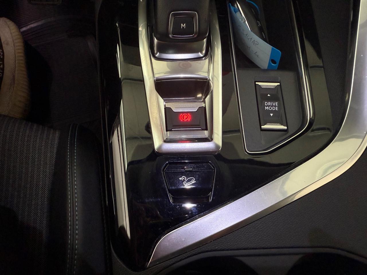 Peugeot 3008 BlueHDi 130 EAT8 Allure Pack