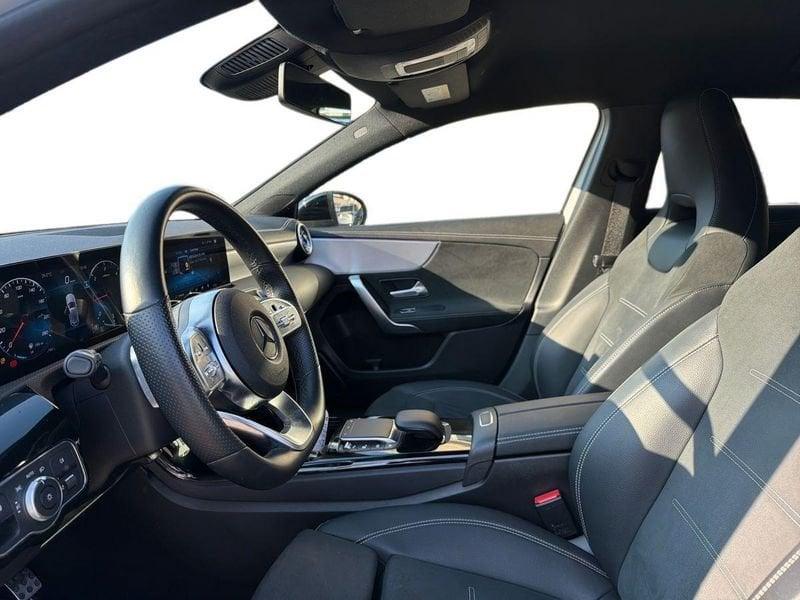 Mercedes-Benz Classe A A 180 d Premium Night edition Plus auto