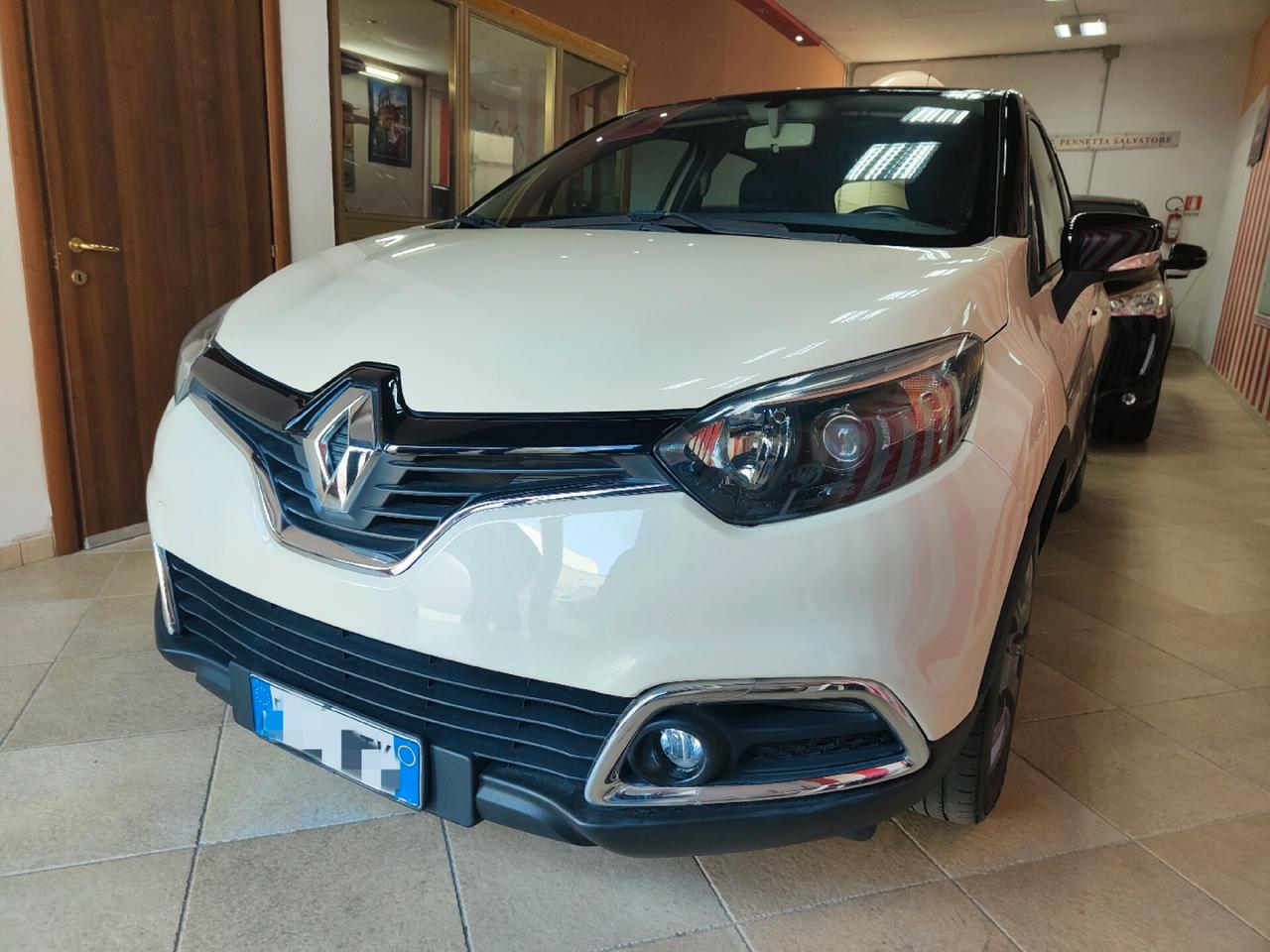 Renault Captur 1.5 dCi 8V 90 CV - 2015 POCHI KM