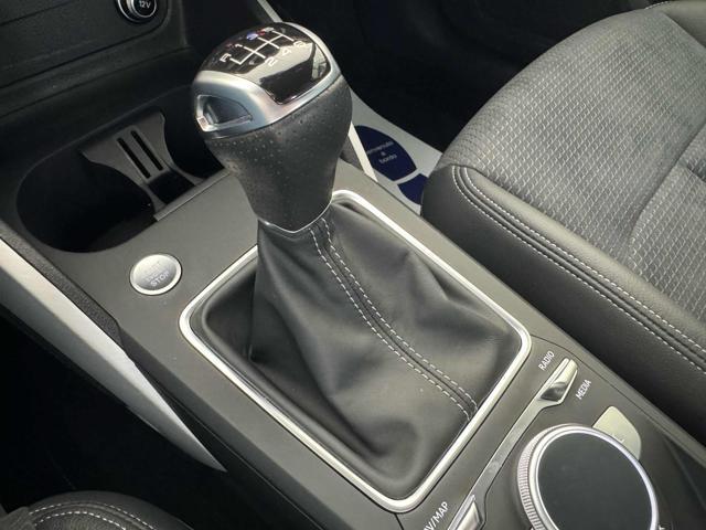 AUDI Q2 30 TDI S line Interiors