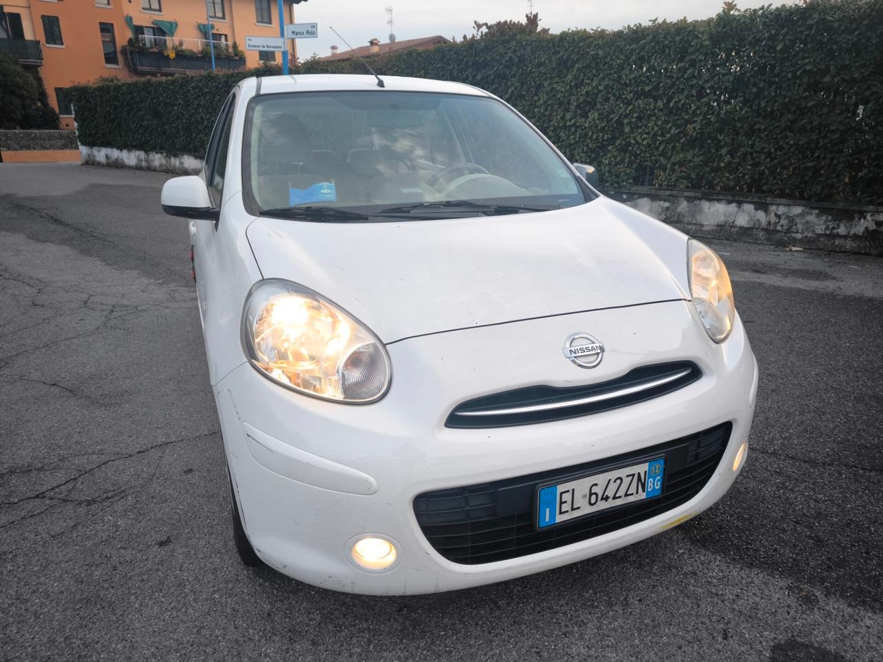 NISSAN MICRA 1,2 BENZ- CAMBIO AUTOMATICO-KM 78000-