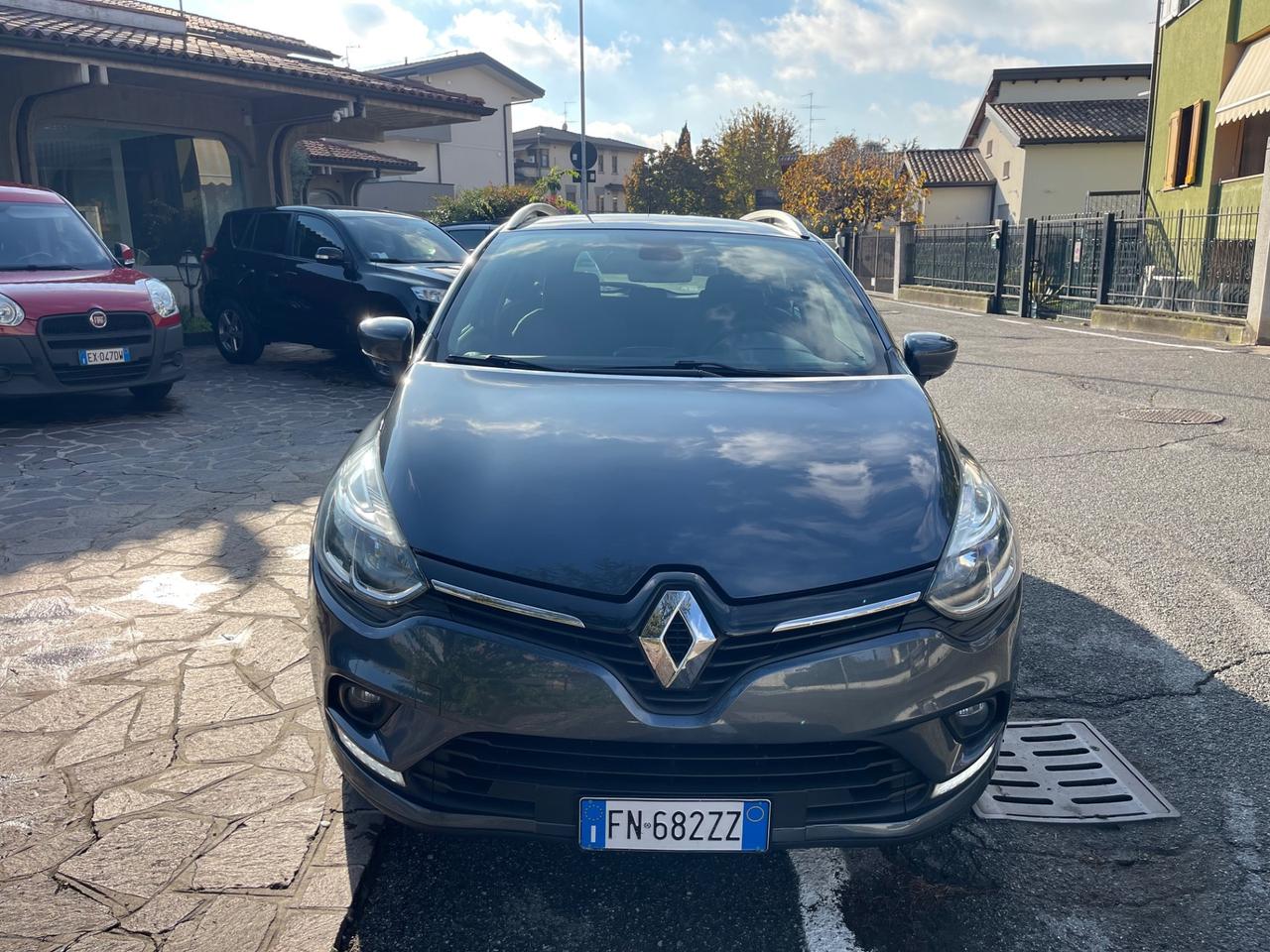 Renault Clio Sporter dCi 8V 75 CV Duel2