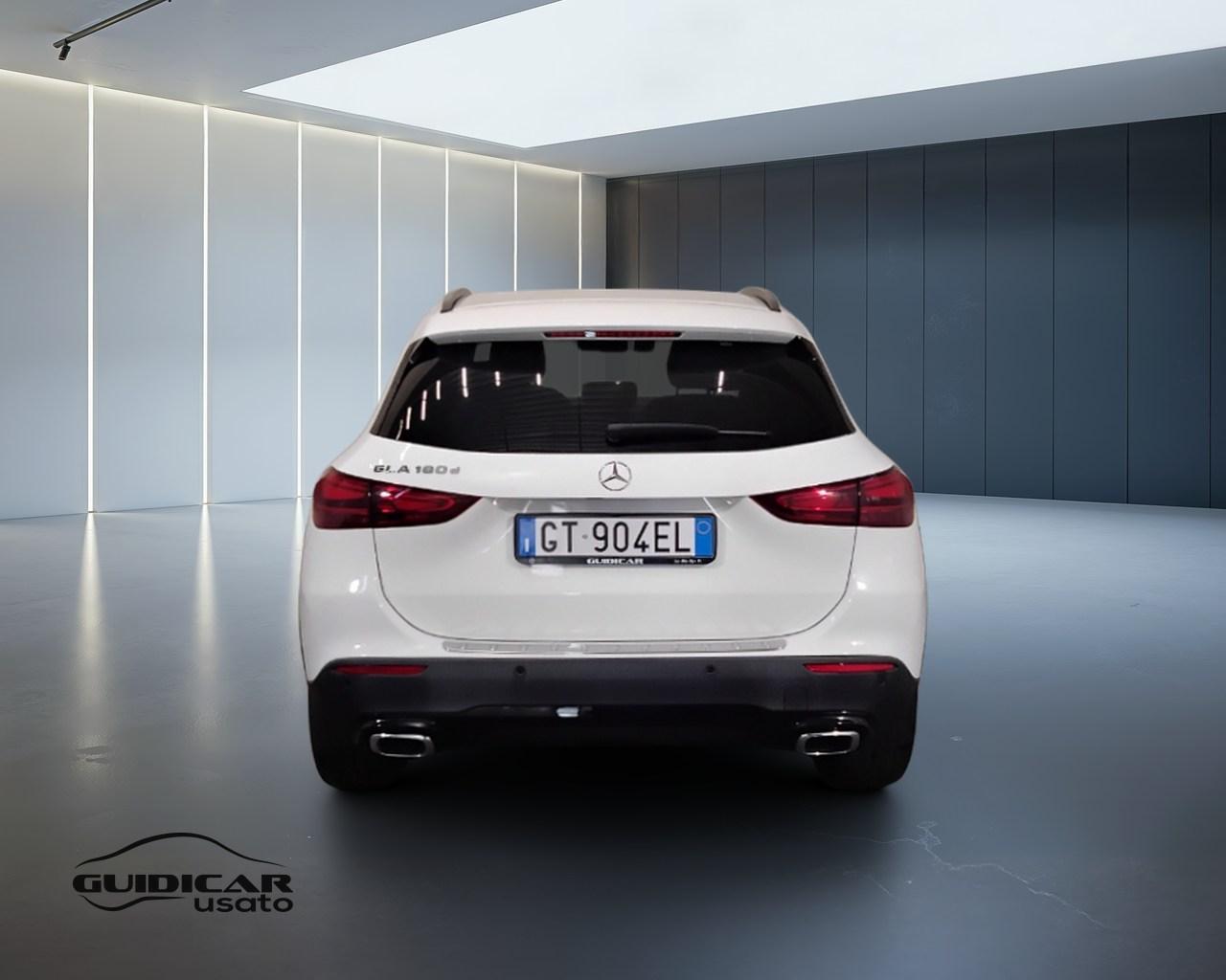 Mercedes-Benz GLA-H247 2023 - GLA 180 d Progressive Advanced auto