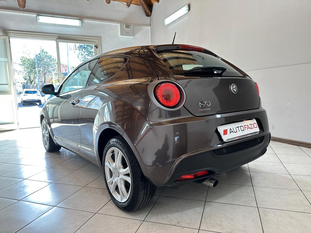 Alfa Romeo MiTo 1.4 78 CV Distinctive Premium Pack