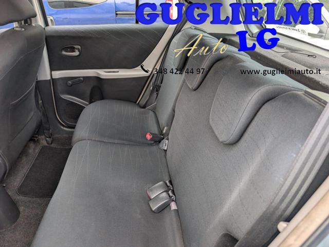 TOYOTA Yaris 1.3 5 porte Sol