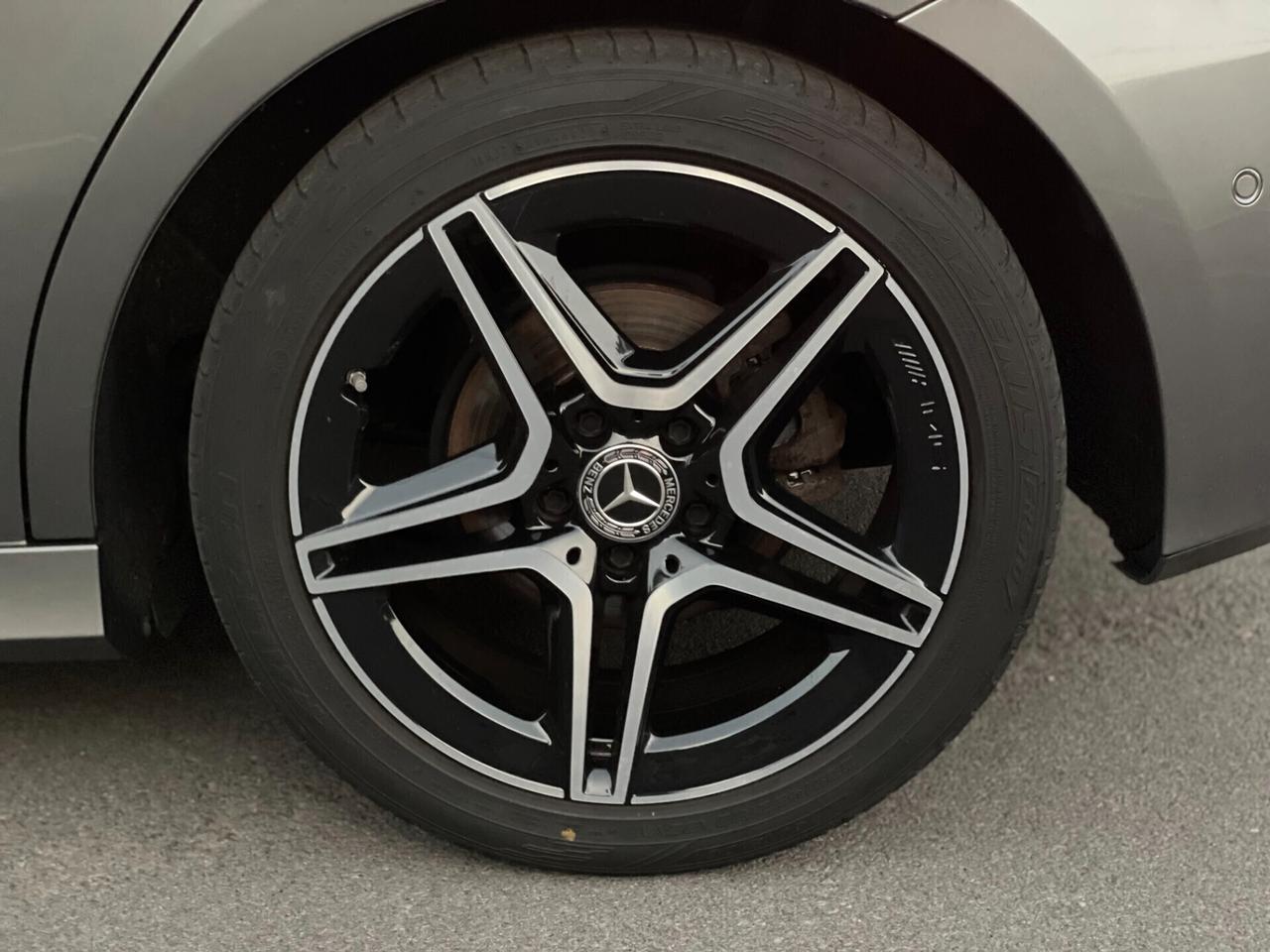 Mercedes-benz A 180 d Automatic Premium AMG LUCI