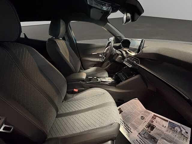 Peugeot 2008 Hybrid 145 e-DCS6 Allure