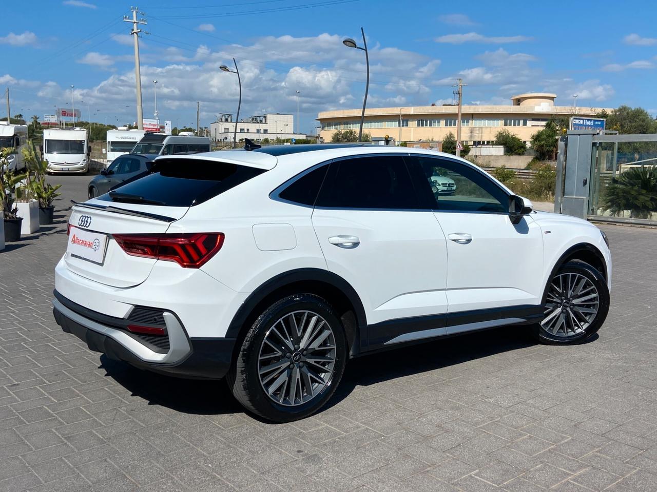 Audi Q3 Sportback 35 2.0 tdi S line edition s-tronic