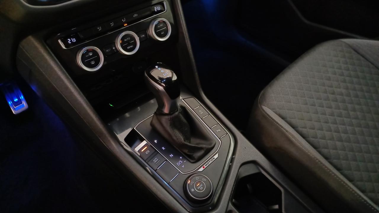 VOLKSWAGEN Tiguan 2.0 tdi Advanced R-Line Exterior Pack 4motion 150cv dsg