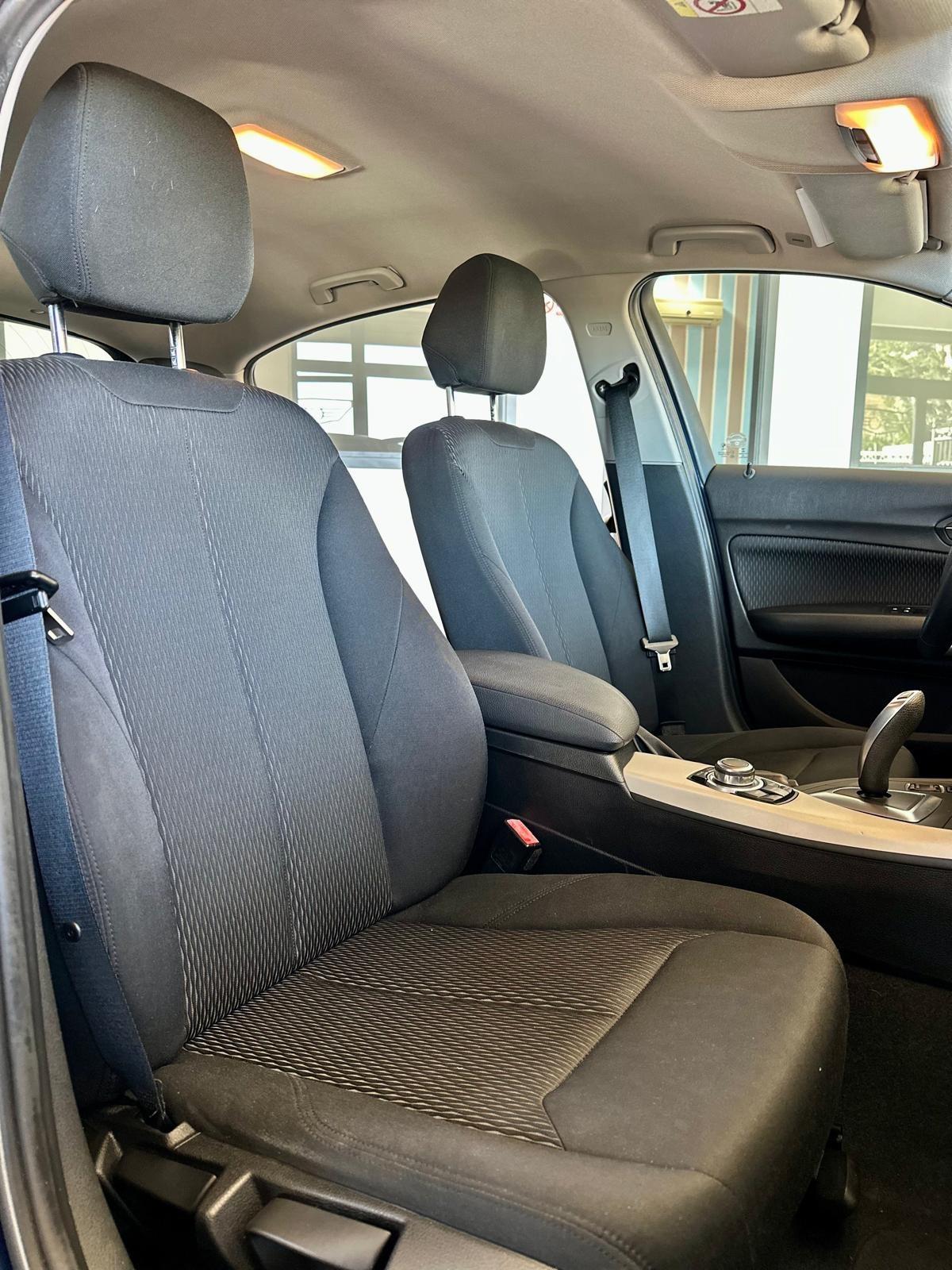 Bmw 120 120d 5p. Advantage