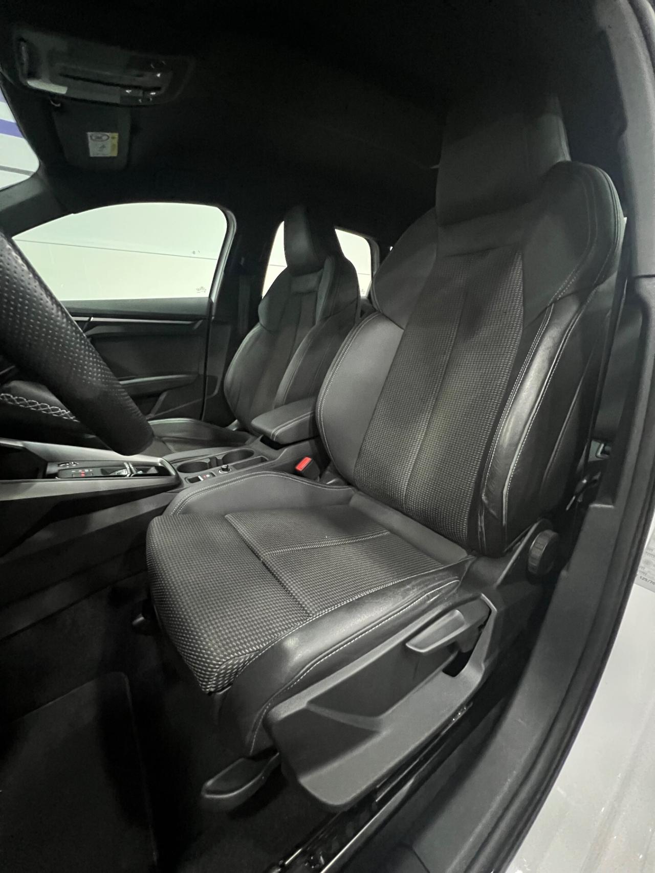 Audi A3 35 SPB 2.0 TDI STronic SLine Edition