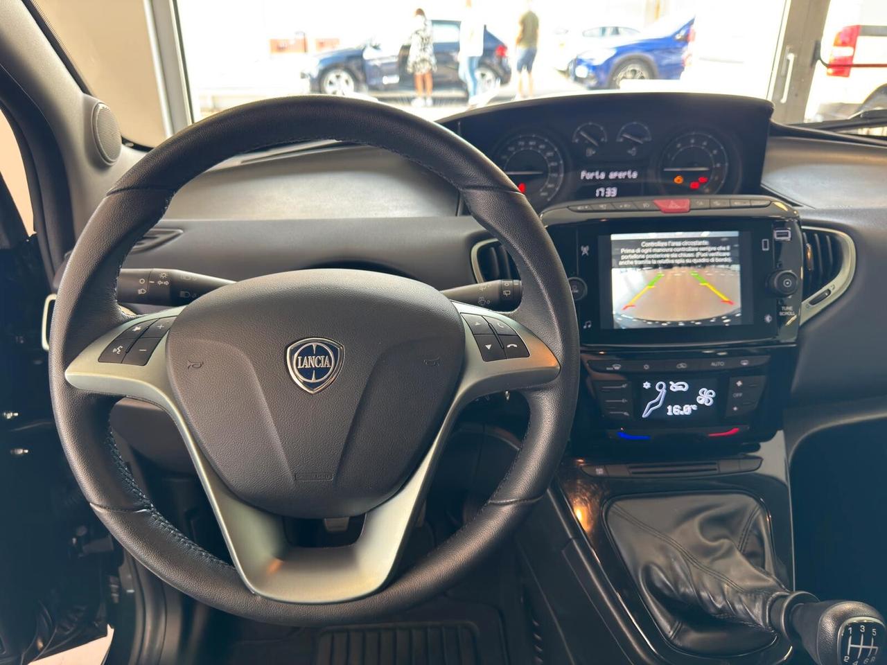 Lancia Ypsilon 1.0 69CV Hybrid Gold Plus 2023