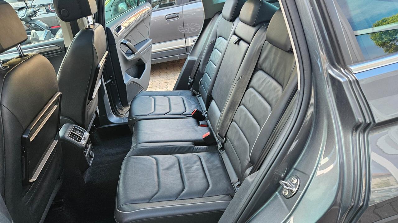 Volkswagen Tiguan 2.0 tdi Executive 4motion 150cv dsg ACC-PELLE-TETTO-CAM