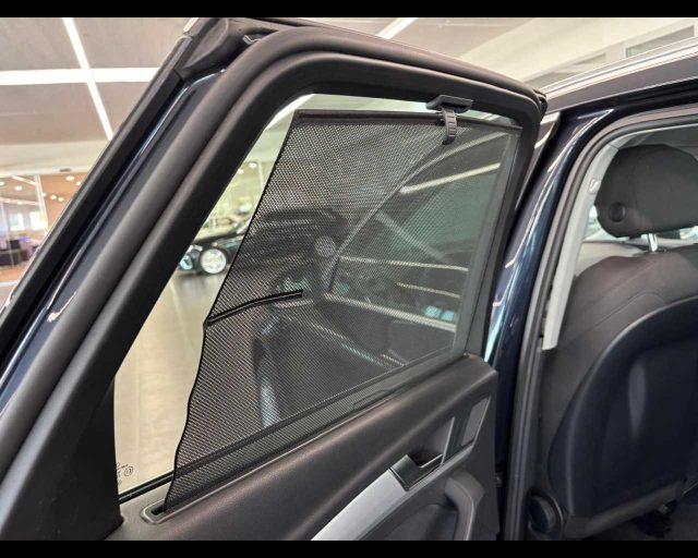 AUDI Q5 2.0 TDI quattro S tronic Business Sport