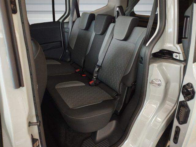 FORD Tourneo Courier 1.0 EcoBoost Titanium