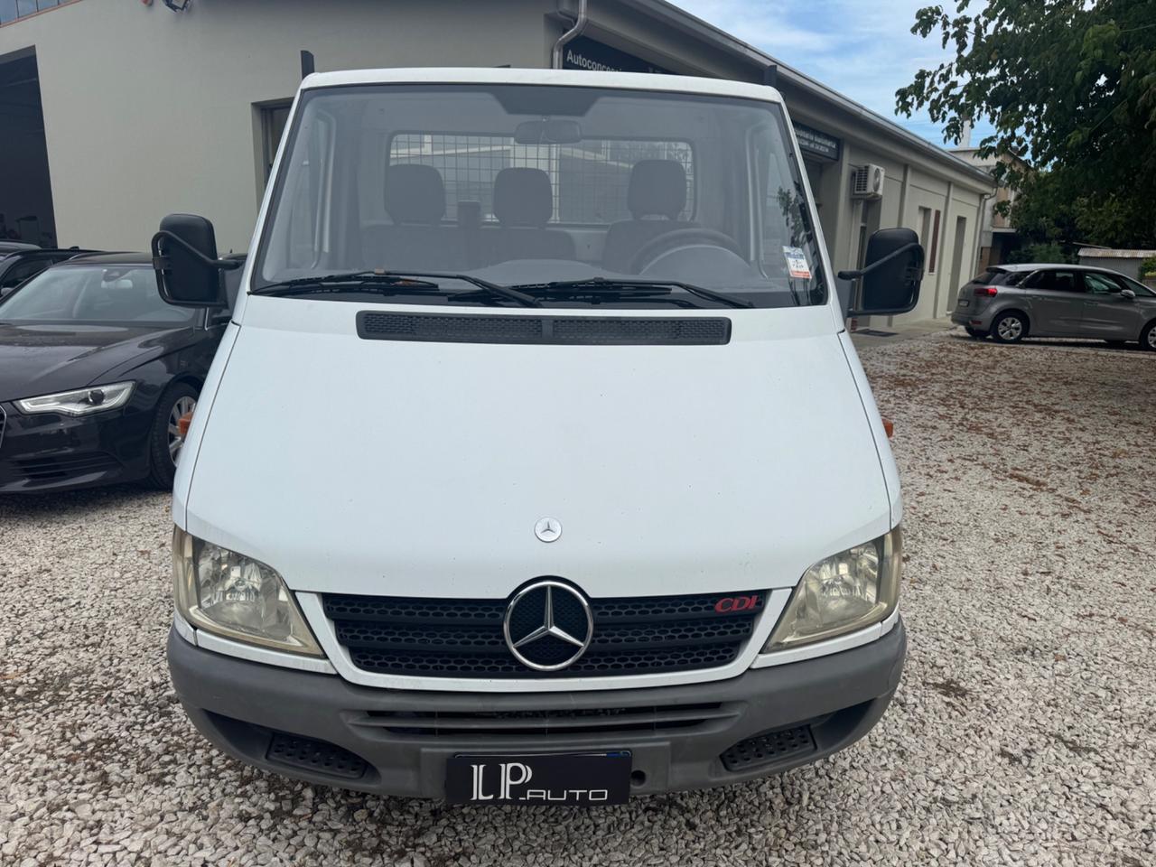 Mercedes Benz