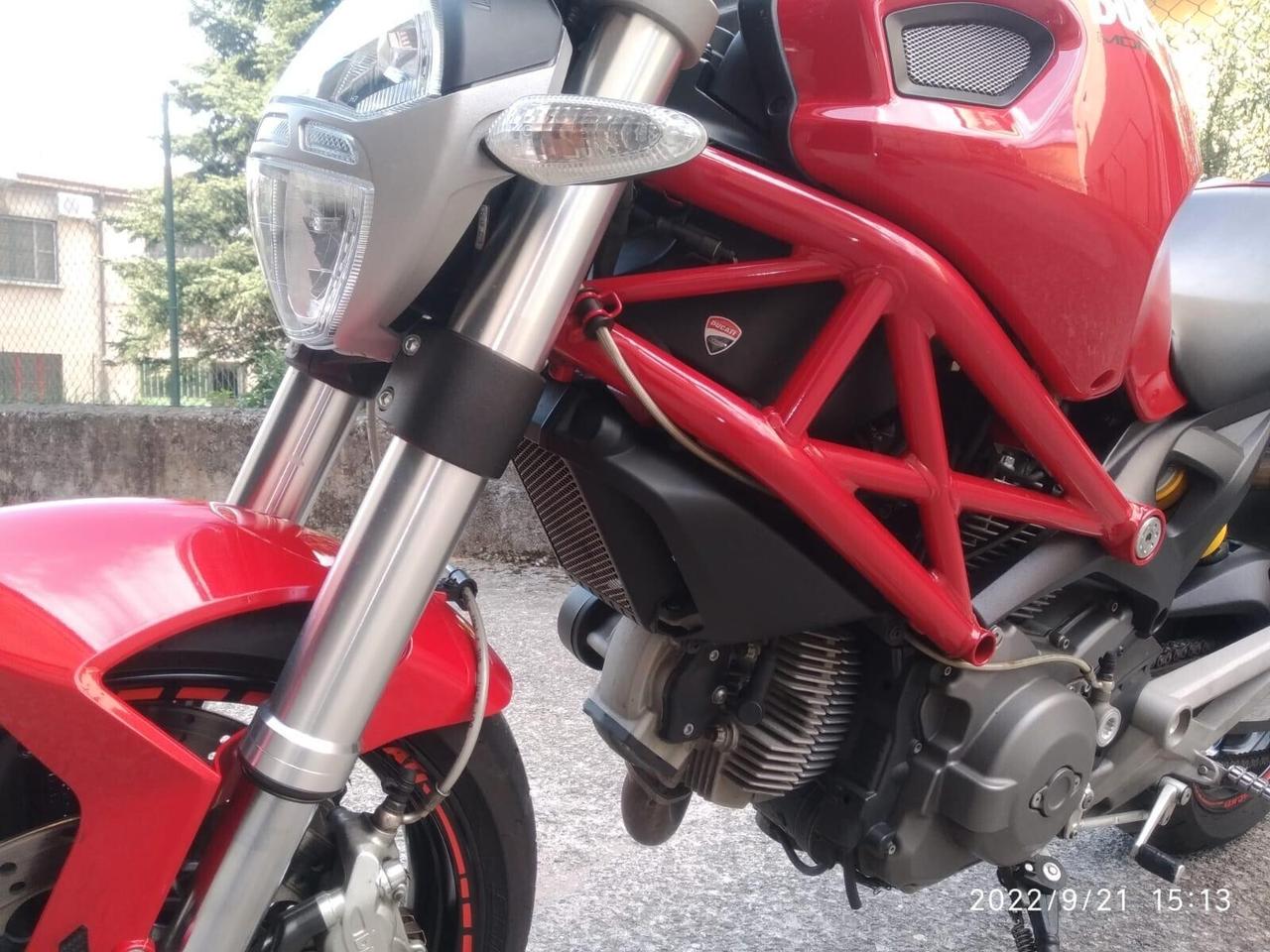 Ducati Monster 696plus Plus